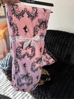 Baby Phat Pink and Black Plush Throw Blanket